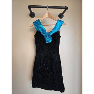 80s black and blue crushed velvet short off the shoulders prom dress size 3/4